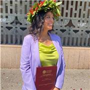 Si impartiscono lezioni di inglese, italiano, grammatica, storia e altre materie umanistiche, compreso il diritto